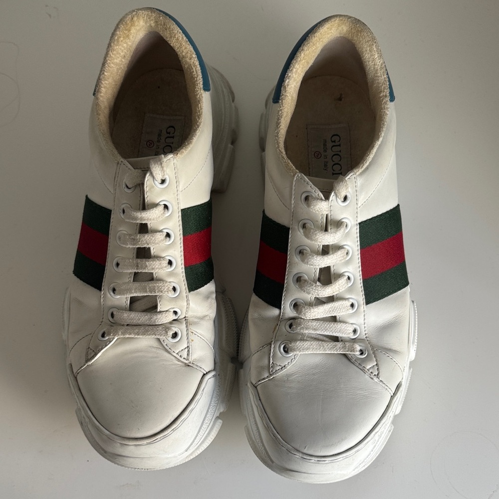 Gucci Men's White Sneakers with Red and Green Accents (size 41). - Picture 10 of 10